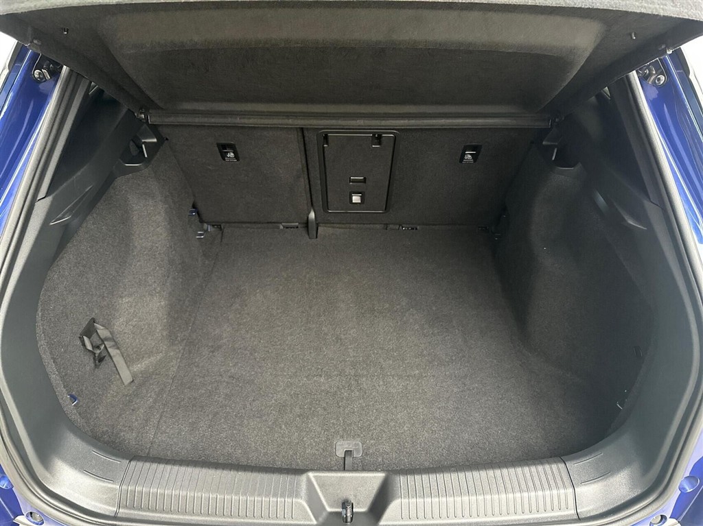 VW ID.4 EL Pro Performance 204HK 5d Aut. - Image 14