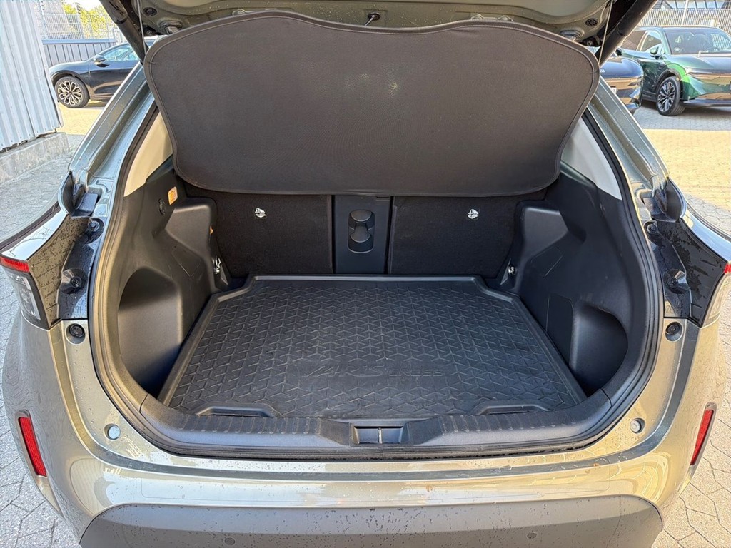 Toyota Yaris Cross 1,5 Hybrid Elegant 116HK 5d Trinl. Gear - Image 17