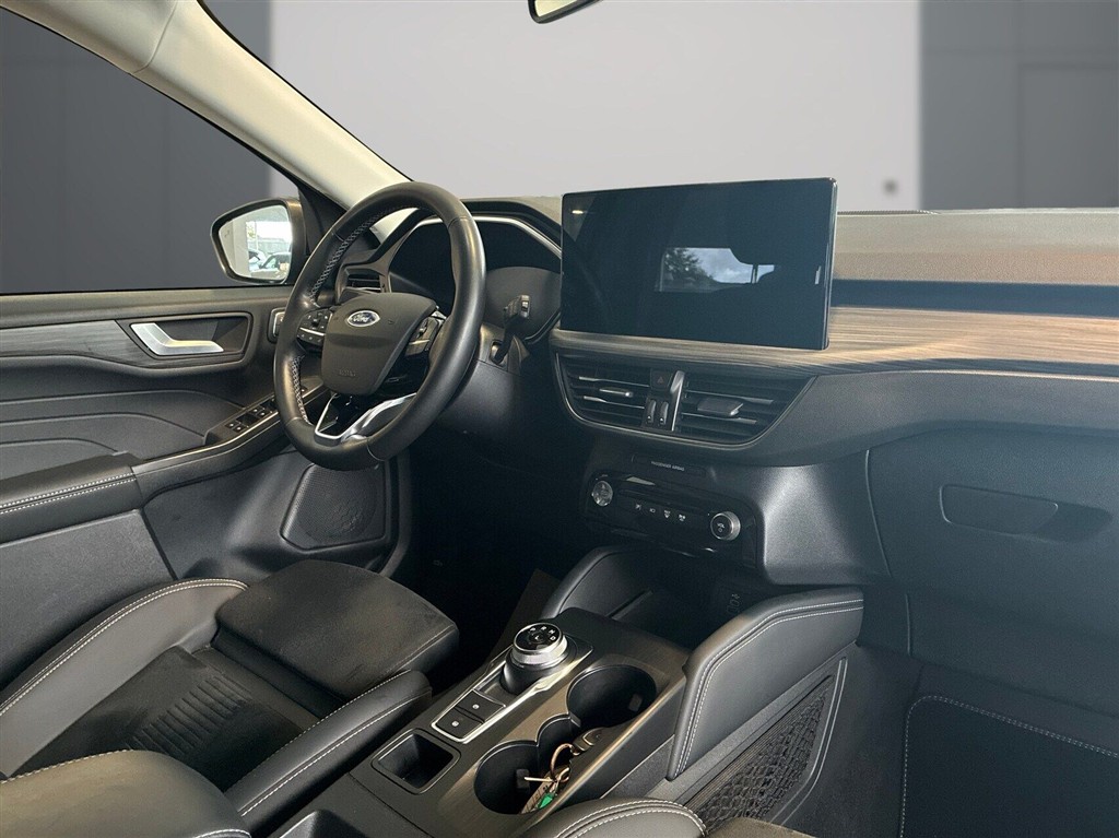 Ford Kuga 2,5 Plugin-hybrid Active X CVT 243HK 5d Aut. - Image 9