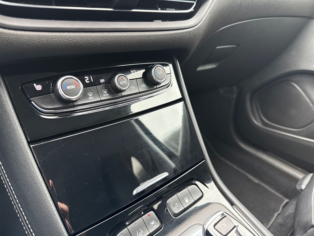 Opel Grandland 1,6 PHEV Plugin-hybrid Ultimate Sport Pack EAT8 225HK 5d 8g Aut. - Image 15