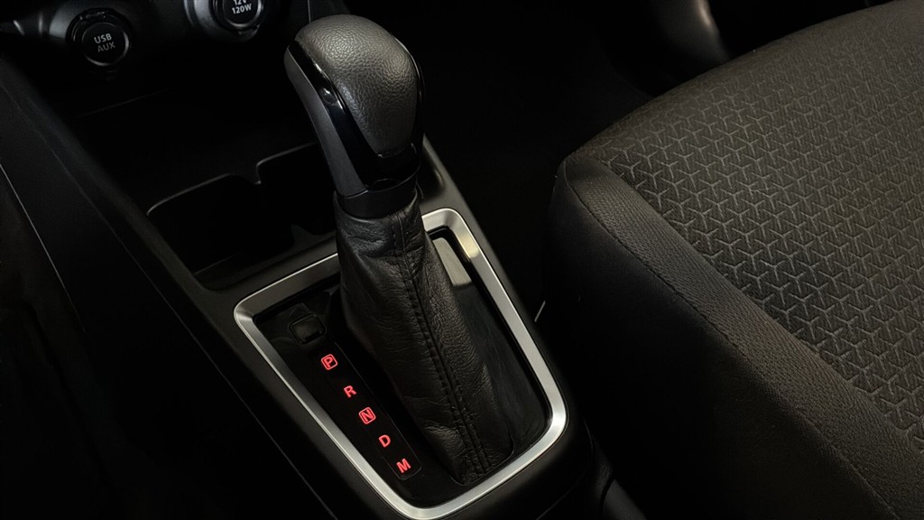 Suzuki Swift 1,2 Dualjet Mild hybrid Exclusive AEB CVT 83HK 5d Trinl. Gear - Image 13