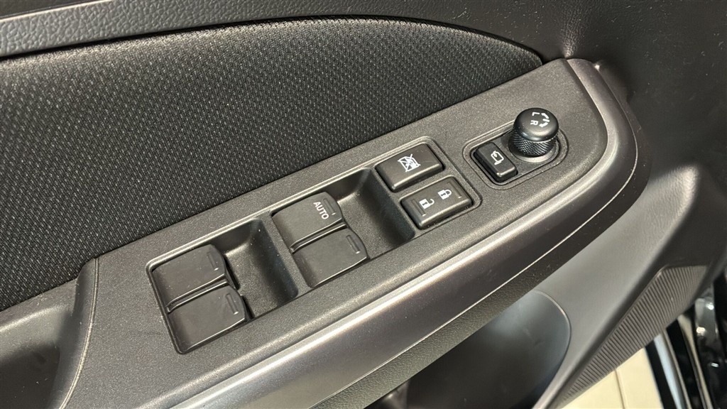 Suzuki Swift 1,2 Dualjet Mild hybrid Exclusive AEB CVT 83HK 5d Trinl. Gear - Image 27