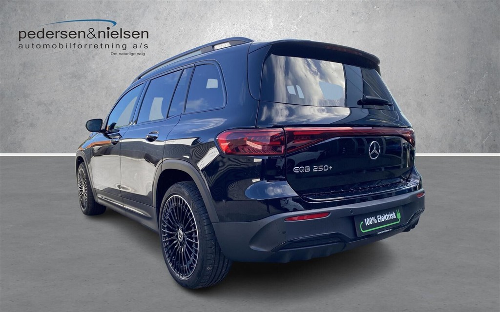 Mercedes-Benz EQB 250+ EL AMG Premium 190HK 5d Aut. - Image 3