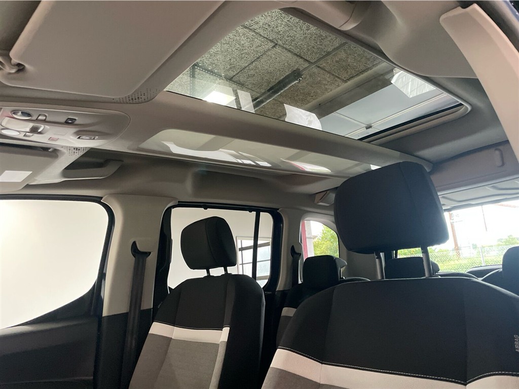 Citroën e-Berlingo EL Shine 136HK Aut. - Image 19