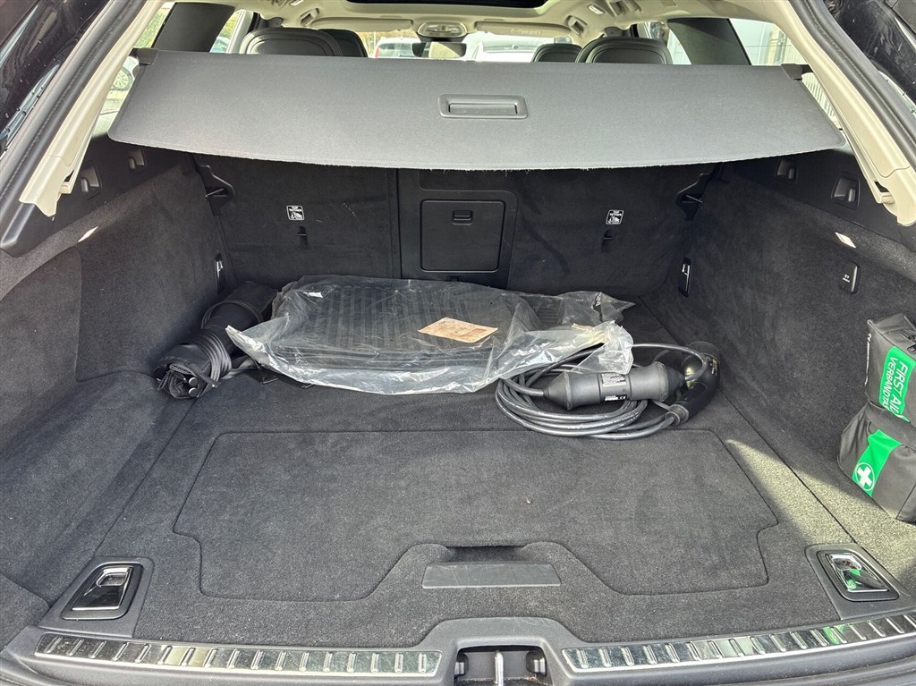 Volvo V90 2,0 T6 Recharge Plugin-hybrid Ultimate AWD 350HK Stc 8g Aut. - Image 14