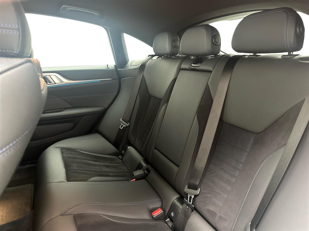 BMW i4 eDrive35 Gran Coupé EL M-Sport 286HK 5d Aut. - Image 13