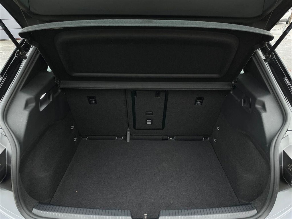 VW ID.3 EL Pro Performance Business 204HK 5d Aut. - Image 20