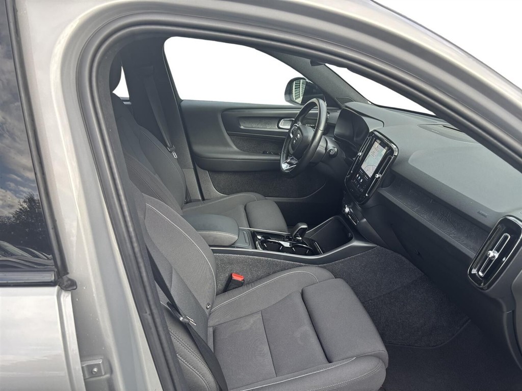 Volvo XC40 Recharge Twin Ultimate AWD 408HK 5d Aut. - Image 5
