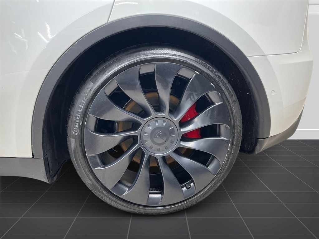 Tesla Model Y EL Performance AWD 534HK 5d Aut. - Image 6