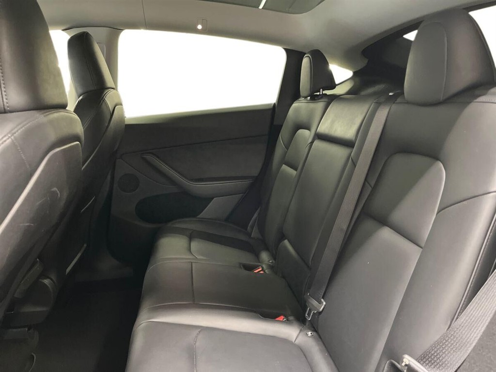 Tesla Model Y EL Performance AWD 534HK 5d Aut. - Image 11