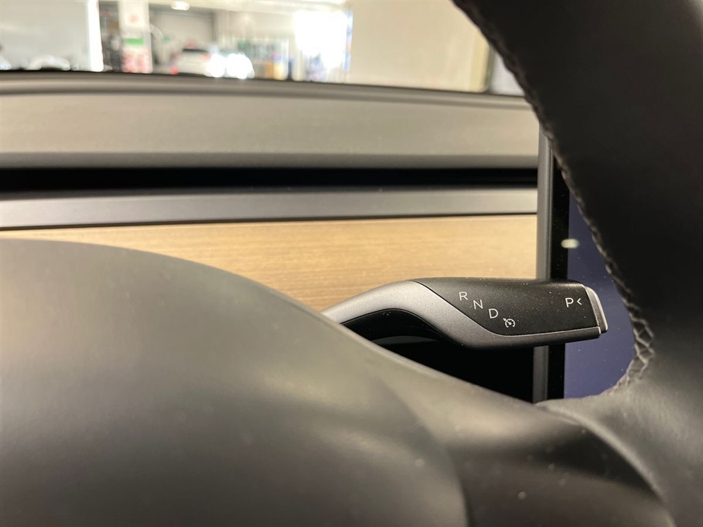 Tesla Model Y EL Performance AWD 534HK 5d Aut. - Image 16