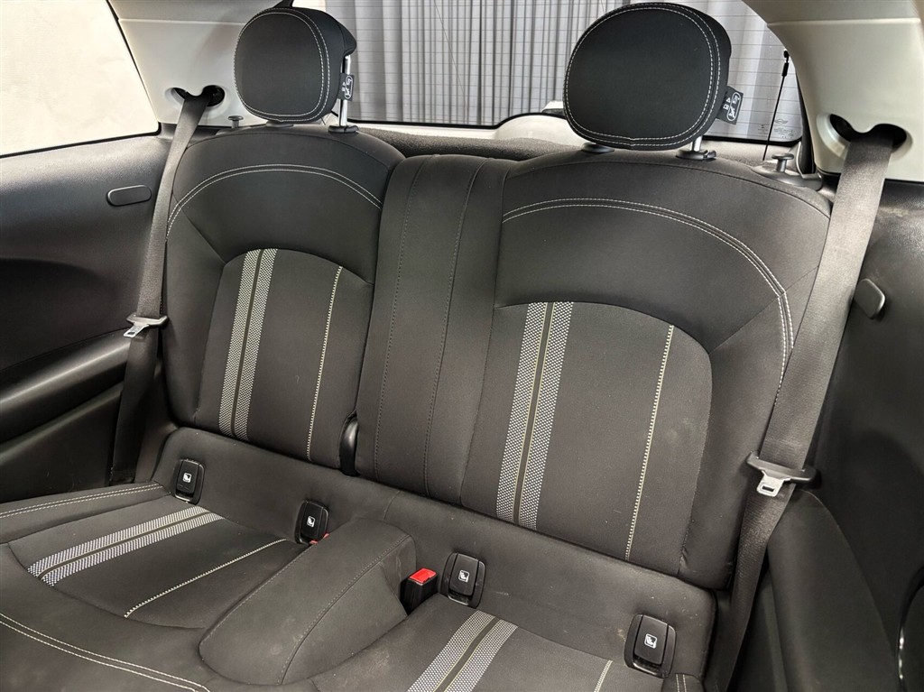 Mini Cooper SE EL Maximise 184HK 3d Aut. - Image 9