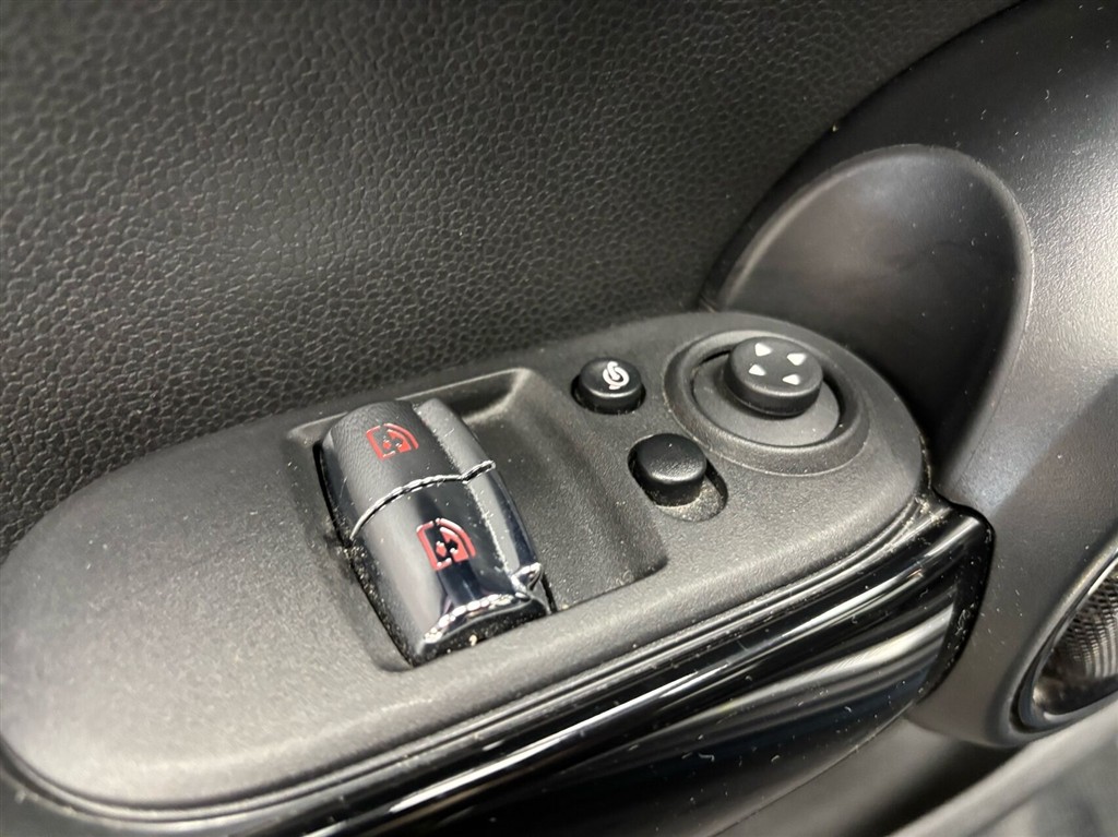 Mini Cooper SE EL Maximise 184HK 3d Aut. - Image 11