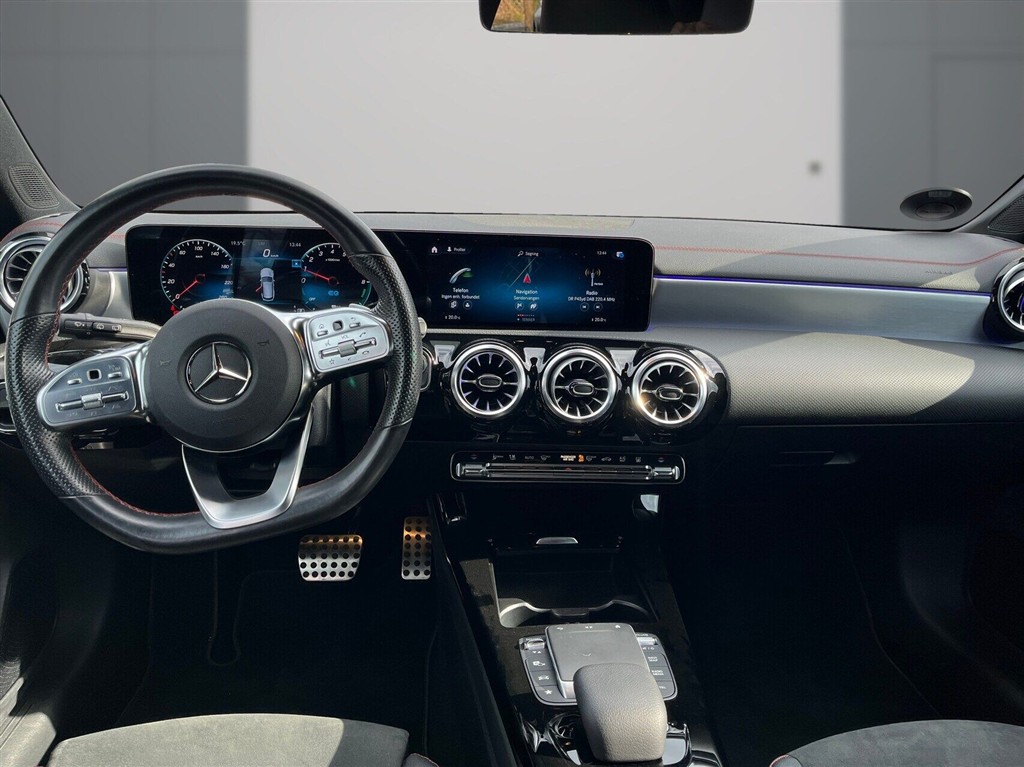 Mercedes-Benz CLA250 e Shooting Brake 1,3 Plugin-hybrid AMG Line 8G-DCT 218HK Stc 8g Aut. - Image 9