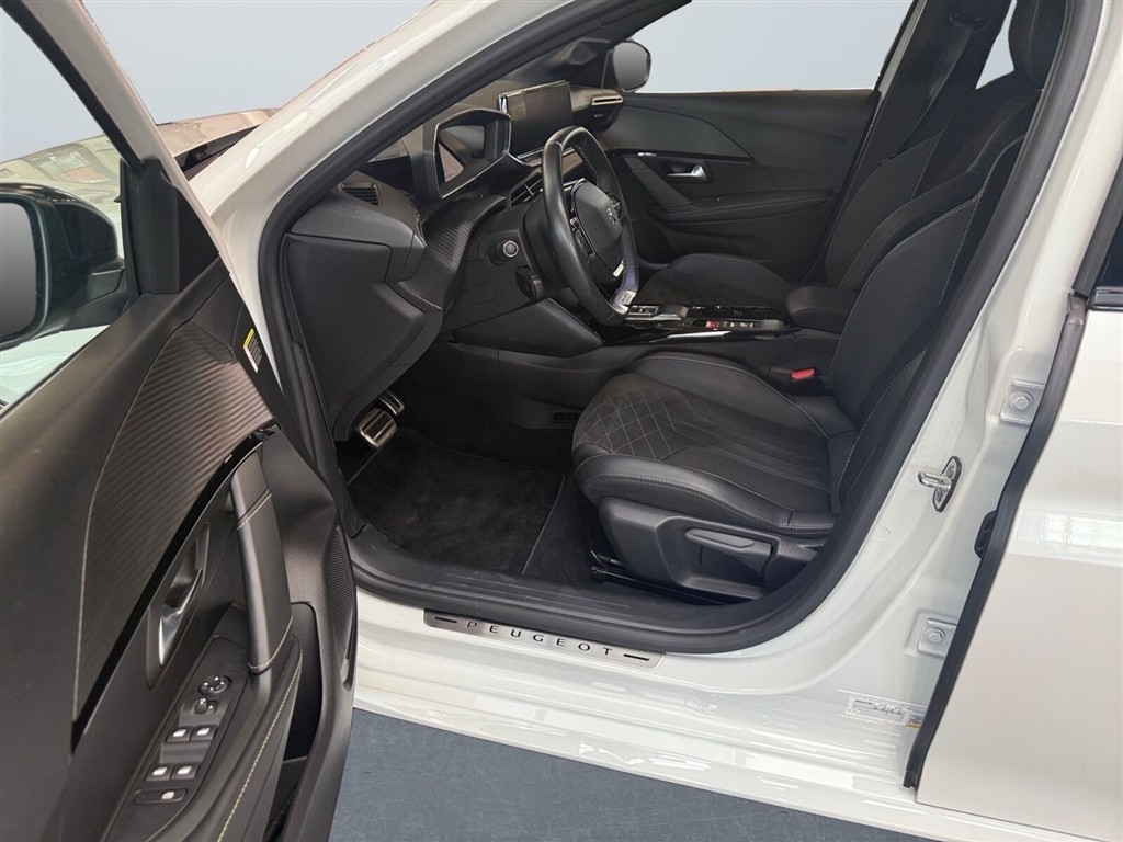 Peugeot e-208 EL GT Pack 136HK 5d Aut. - Image 10