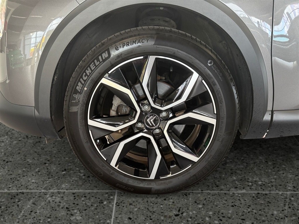 Citroën e-C4 EL C-Series 136HK 5d Aut. - Image 9
