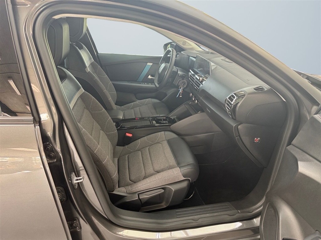 Citroën e-C4 EL C-Series 136HK 5d Aut. - Image 15