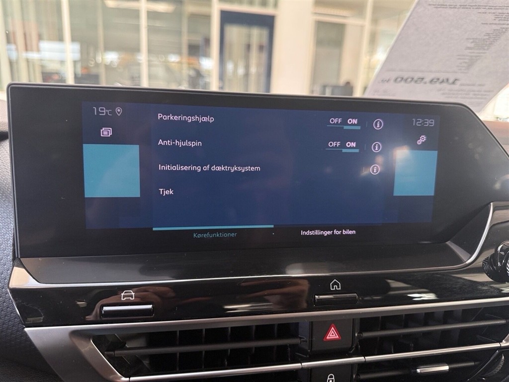 Citroën e-C4 EL C-Series 136HK 5d Aut. - Image 18