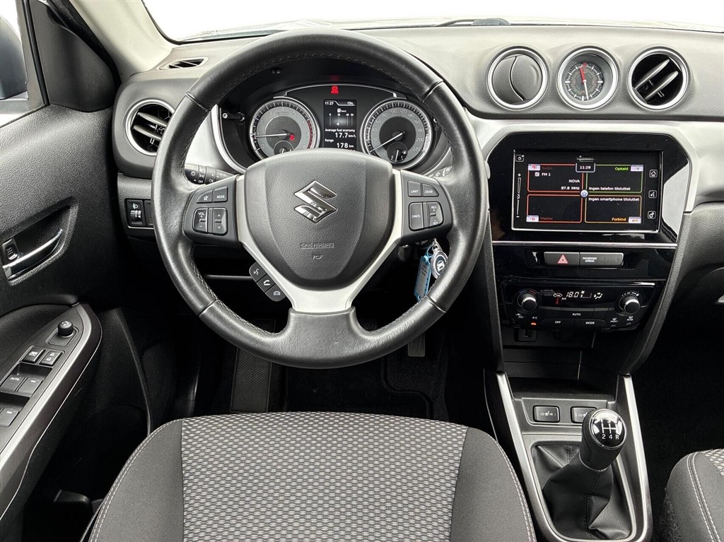 Suzuki Vitara 1,0 Boosterjet Active Cut 112HK 5d - Image 10