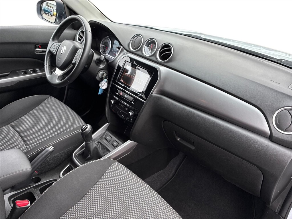 Suzuki Vitara 1,0 Boosterjet Active Cut 112HK 5d - Image 11