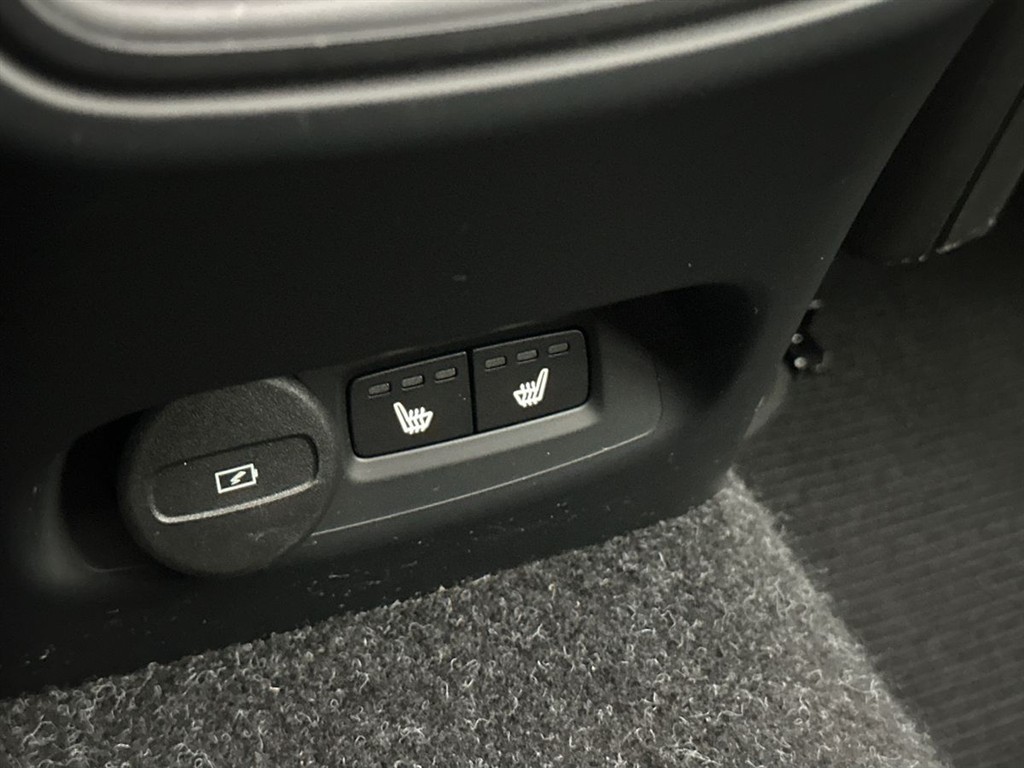 Volvo C40 P6 Recharge Ultimate 231HK 4d Aut. - Image 23