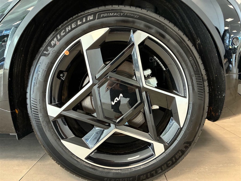 Kia EV4 Long Range GT-Line 204HK 5d Aut. - Image 4