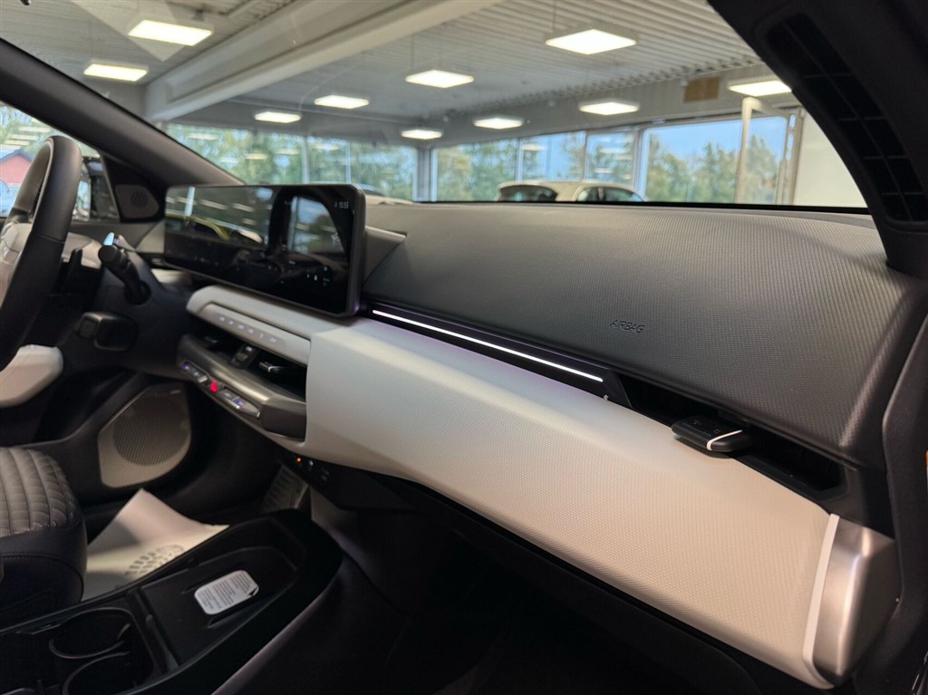 Kia EV4 Long Range GT-Line 204HK 5d Aut. - Image 9