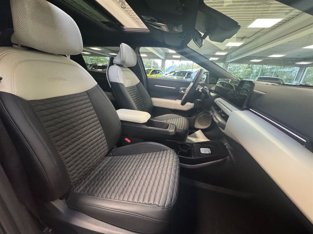 Kia EV4 Long Range GT-Line 204HK 5d Aut. - Image 10