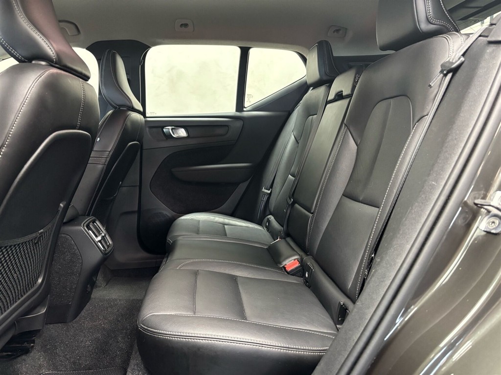 Volvo XC40 2,0 D4 Inscription AWD 190HK 5d 8g Aut. - Image 12