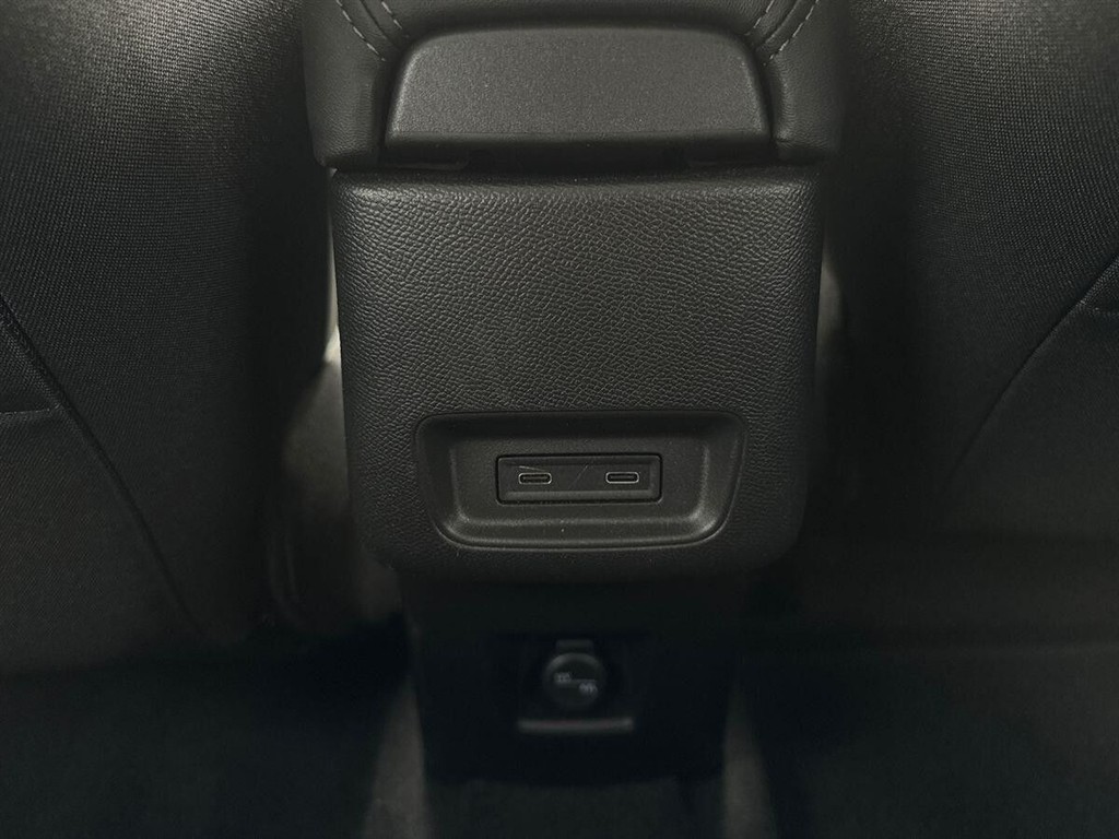 Citroën e-C3 Aircross Extended Range Max 113HK 5d Aut. - Image 21