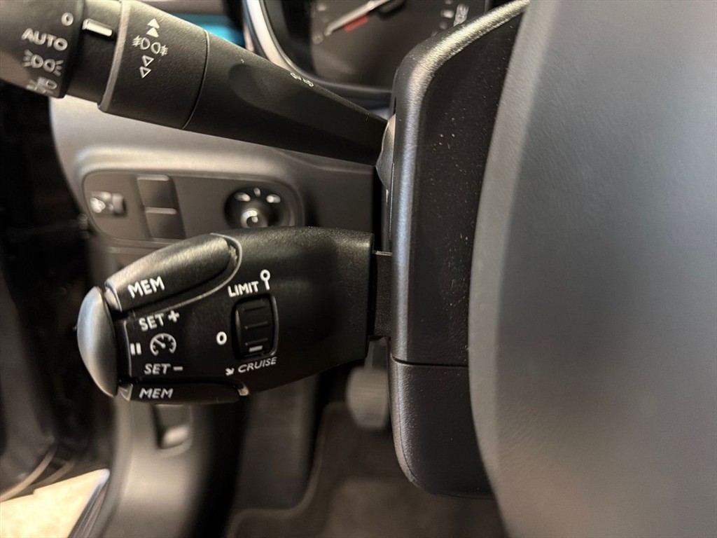 Citroën C3 1,2 PureTech Palais 83HK 5d - Image 20