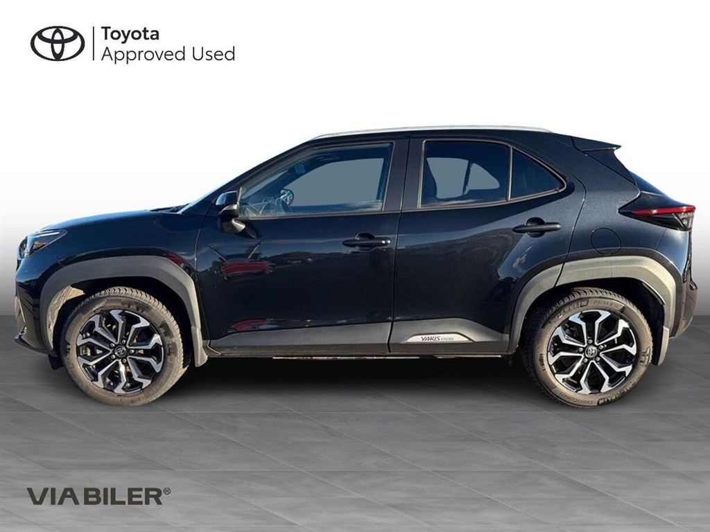 Toyota Yaris Cross 1,5 Hybrid Style 116HK 5d Trinl. Gear - Image 2
