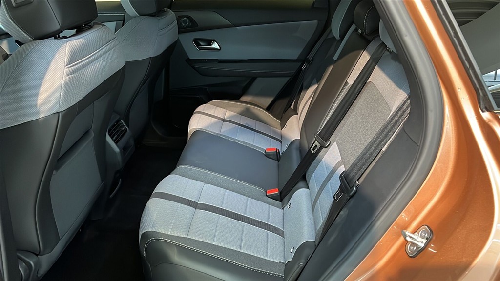 Opel Grandland EL GS Sky 213HK 5d Aut. - Image 7