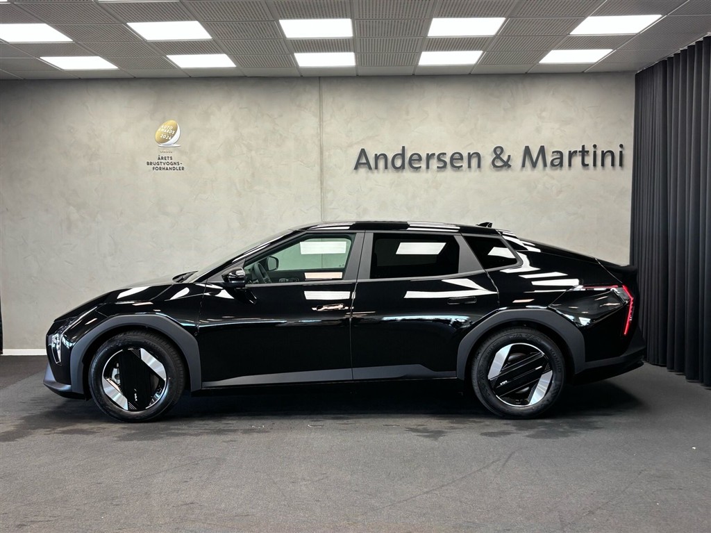 Kia EV4 Fastback Long Range Business Plus 204HK Aut. - Image 2