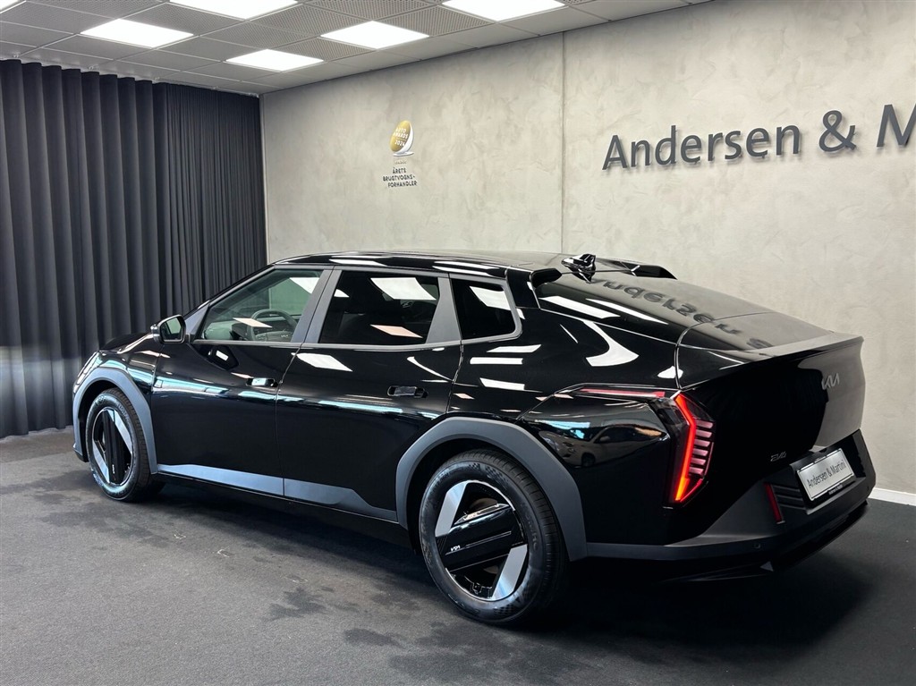 Kia EV4 Fastback Long Range Business Plus 204HK Aut. - Image 3