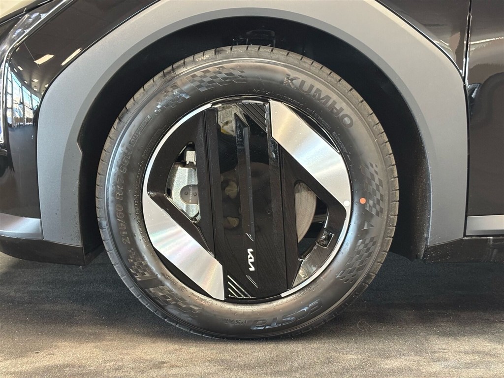 Kia EV4 Fastback Long Range Business Plus 204HK Aut. - Image 6