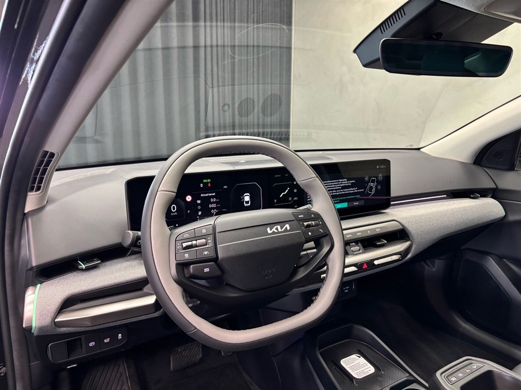 Kia EV4 Fastback Long Range Business Plus 204HK Aut. - Image 12