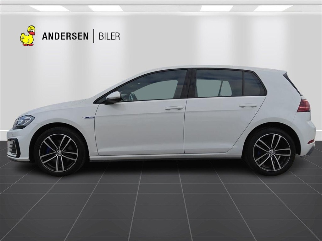 VW Golf 1,4 TSI Plugin-hybrid GTE DSG 204HK 5d 6g Aut. - Image 2