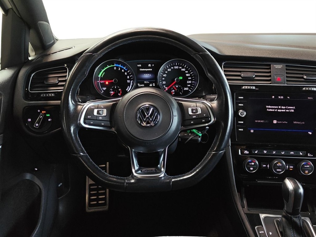 VW Golf 1,4 TSI Plugin-hybrid GTE DSG 204HK 5d 6g Aut. - Image 17