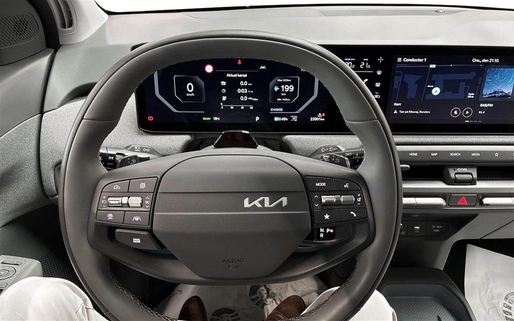 Kia EV3 Long Range Access 204HK 5d Aut. - Image 12