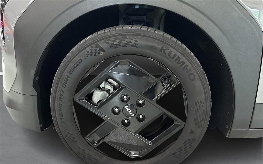 Kia EV3 Long Range Access 204HK 5d Aut. - Image 16