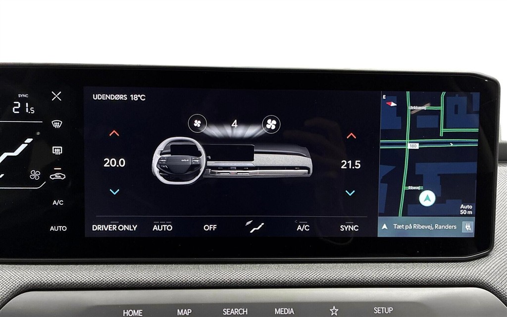 Kia EV3 Long Range Access 204HK 5d Aut. - Image 21
