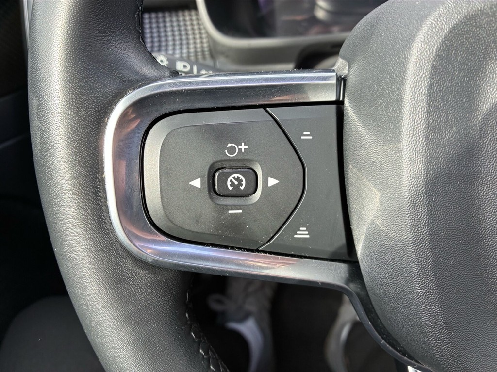 Volvo XC40 P8 Recharge Twin Pro AWD 408HK 5d Aut. - Image 15