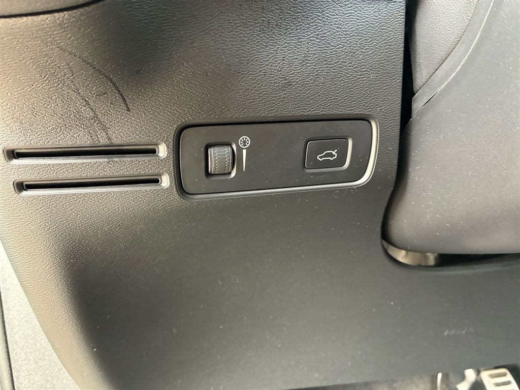 Volvo XC40 P8 Recharge Twin Pro AWD 408HK 5d Aut. - Image 22