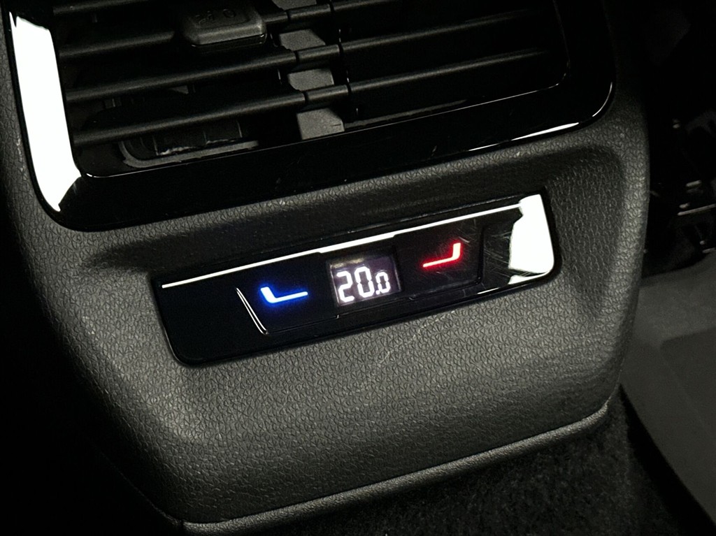 VW ID.4 EL Pro Performance 204HK 5d Aut. - Image 22