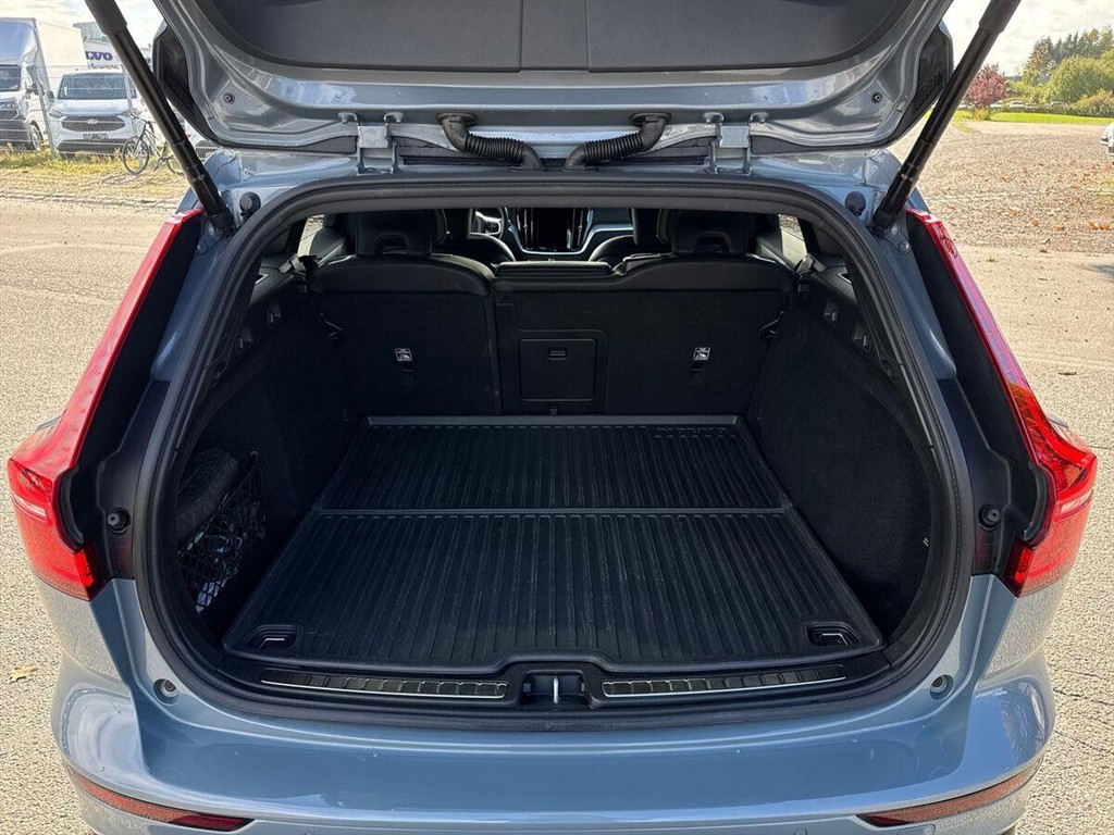 Volvo V60 2,0 T6 Recharge Plugin-hybrid Ultimate AWD 350HK Stc 8g Aut. - Image 28