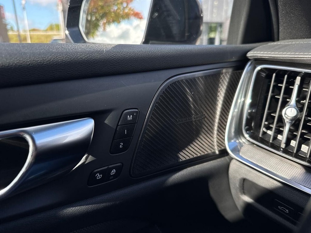 Volvo V60 2,0 T6 Recharge Plugin-hybrid Ultimate AWD 350HK Stc 8g Aut. - Image 21