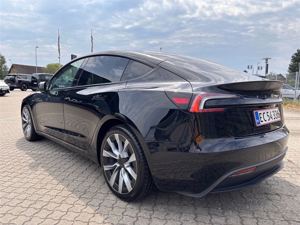 Tesla Model 3 EL 283HK Aut. - Image 4