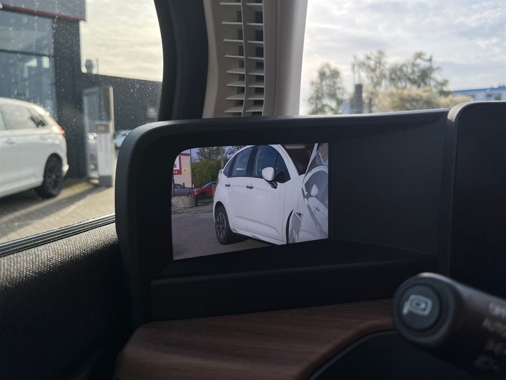 Honda e EL Advance CVT 154HK 5d Aut. - Image 19