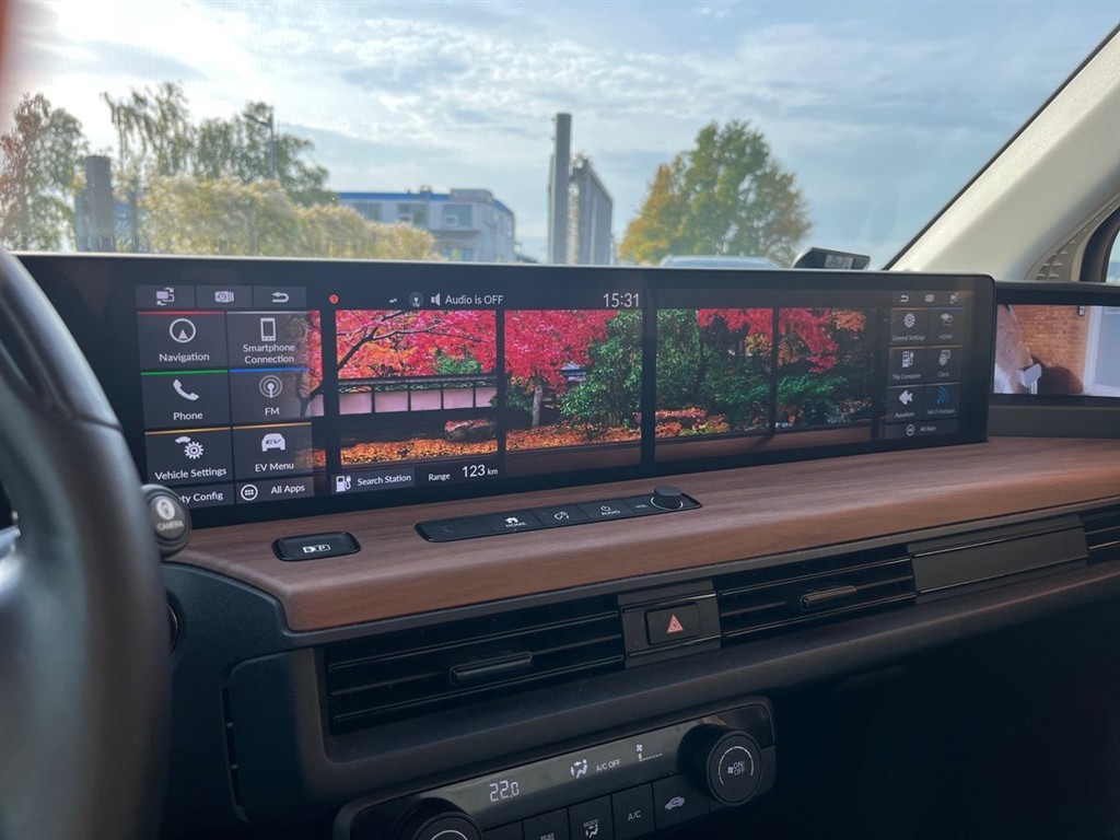 Honda e EL Advance CVT 154HK 5d Aut. - Image 20